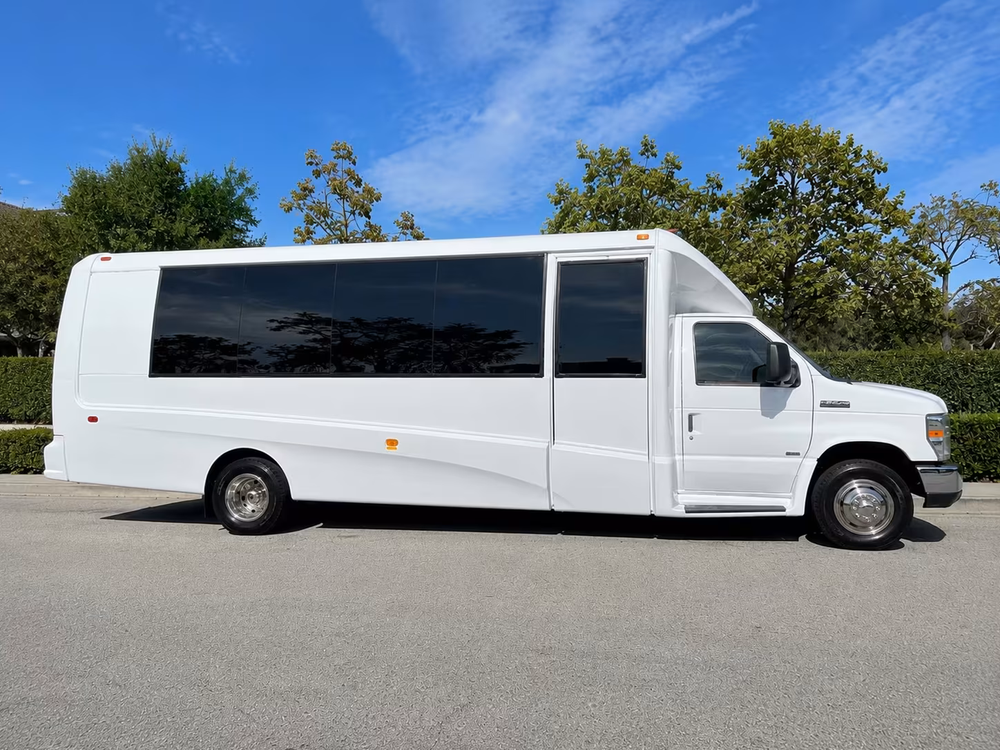 minibus rentals for san jose jazz summer fest and sofa nights