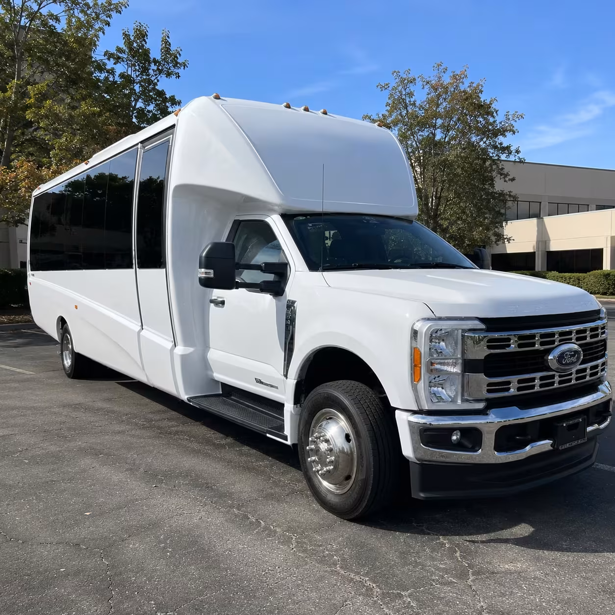 minibus rentals for smaller san jose prom groups