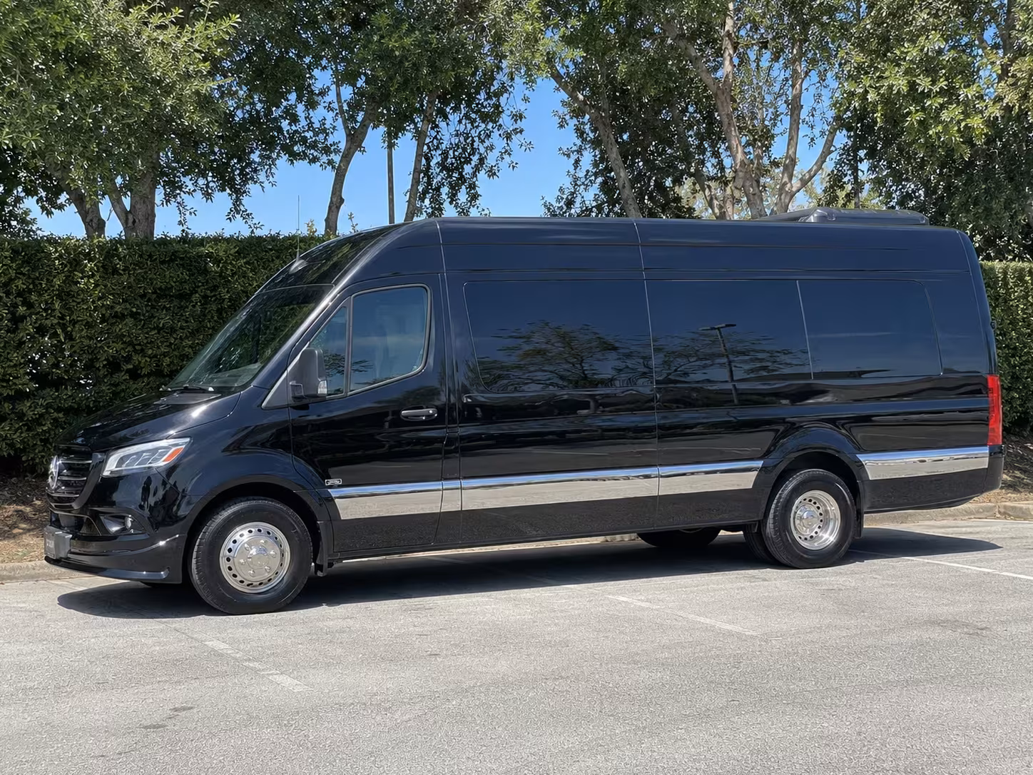 sprinter vans and charter bus rentals for san jose prom groups